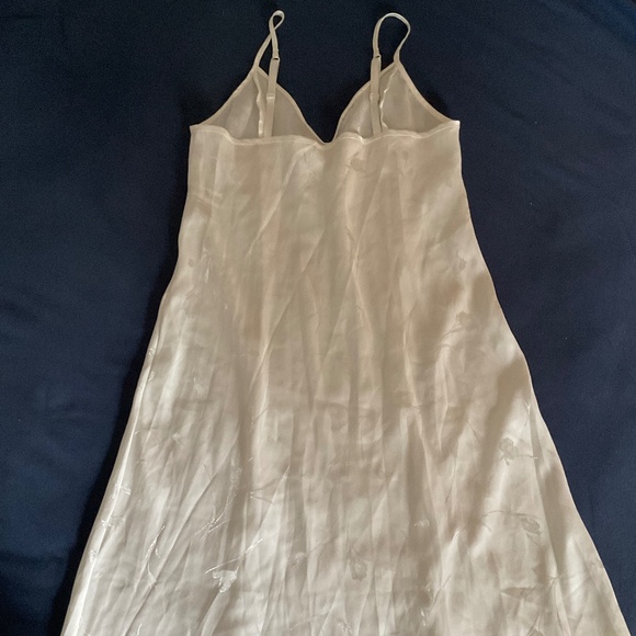 Light cream  coloured slip dress - Picture 4 of 9